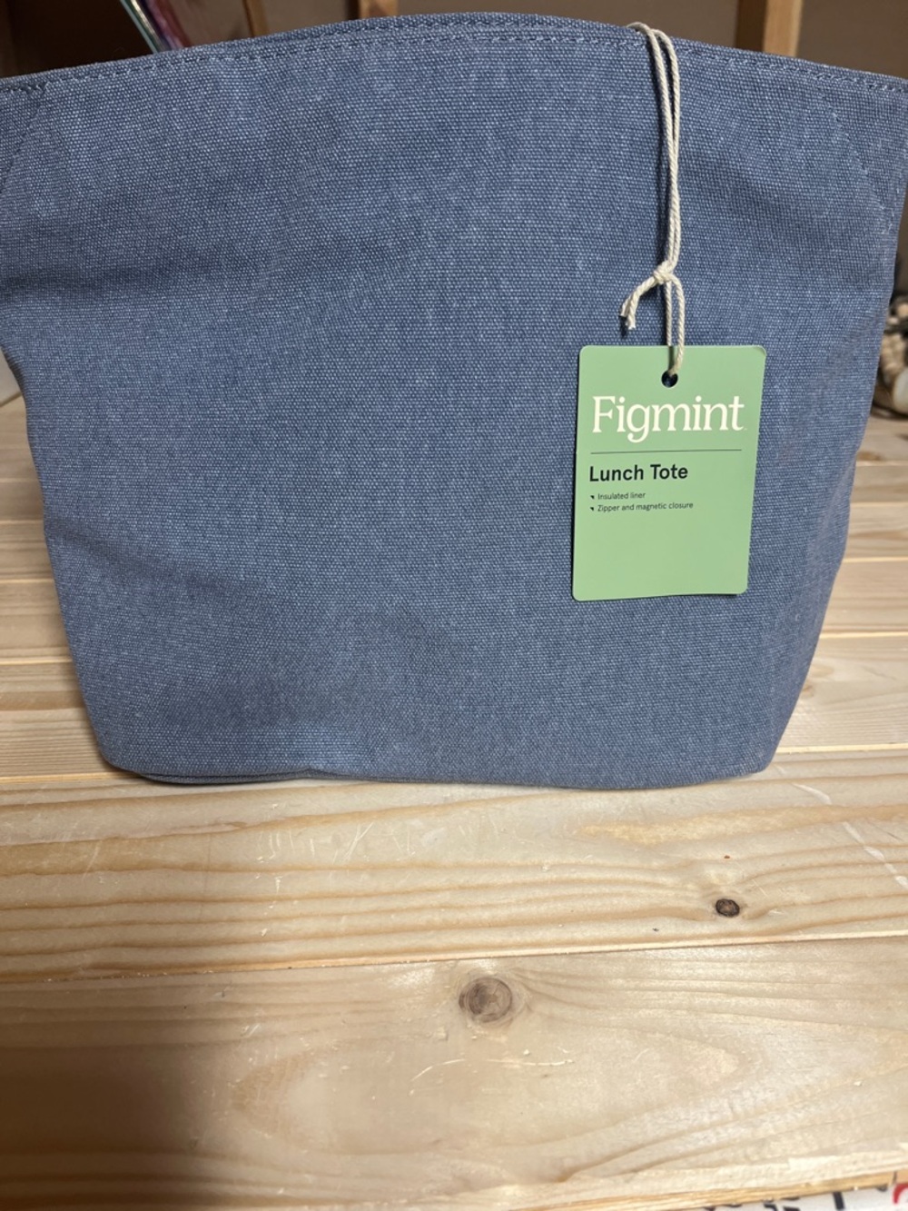 NWT Figmint light denim Insulated Fabric Lunch tote.